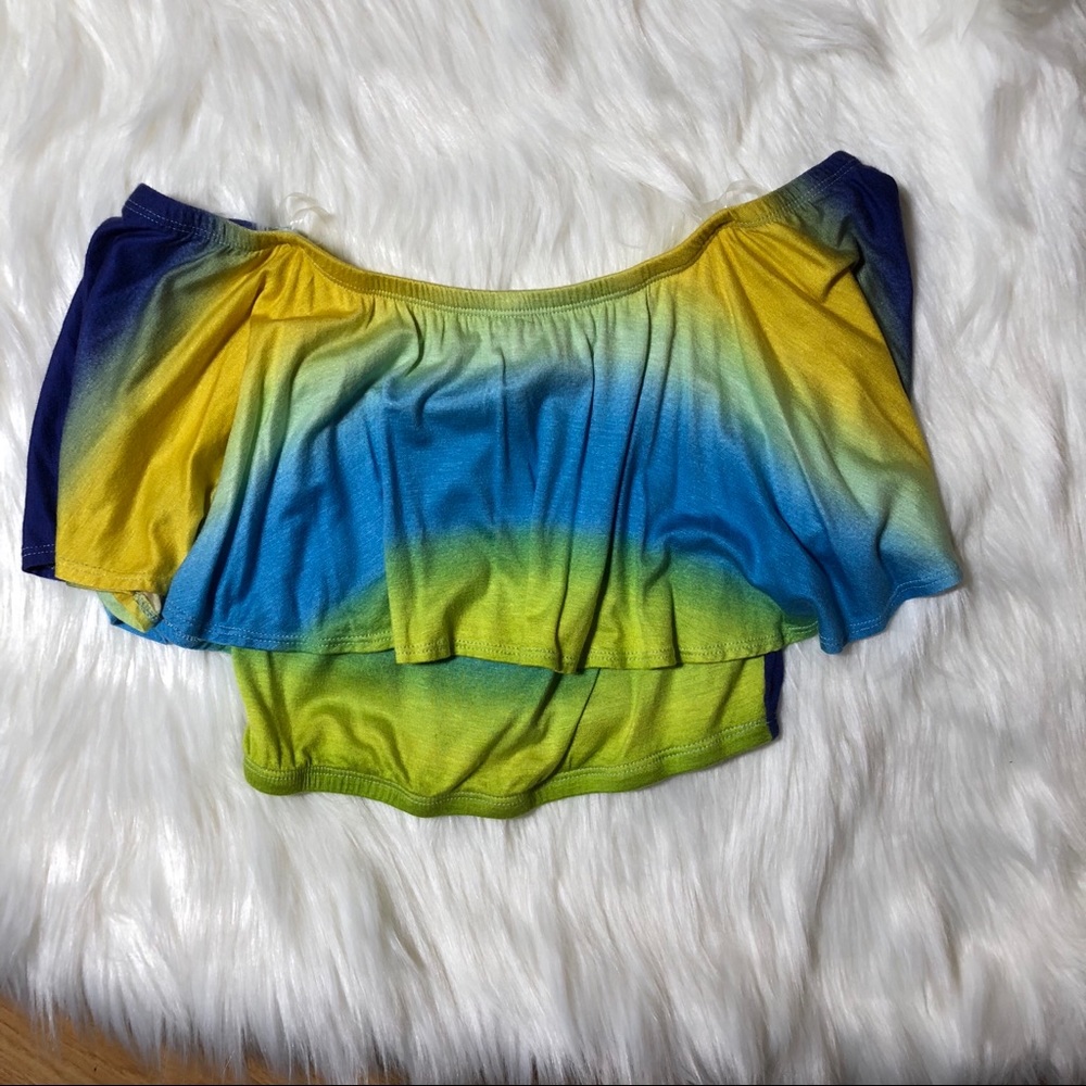 New Ruffle Ombré Crop 🍭 - Picture 2 of 2